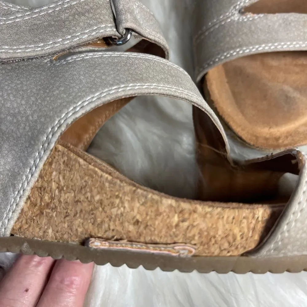 Euro Soft By‎ Soft Elda Tan Suede Cork Wedge Sandals Sz 8